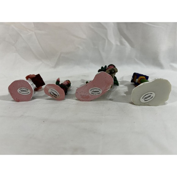 Lemax Christmas Village Accessories Lot of 4 Figurines Birdhouse Christmas Tree - Picture 8 of 8